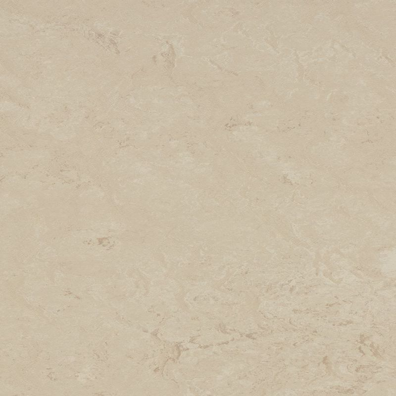 3711 Cloudy sand