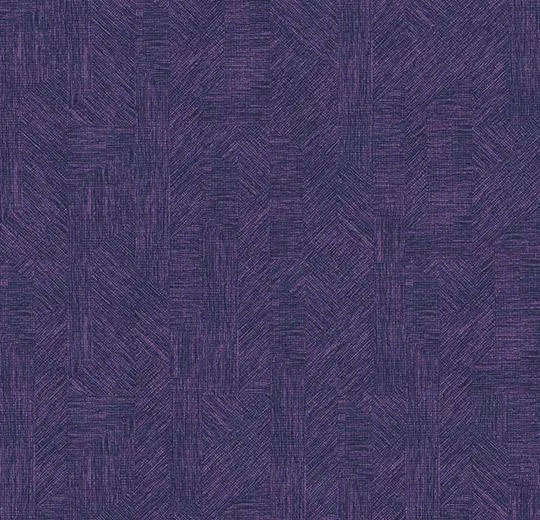 142015-violet